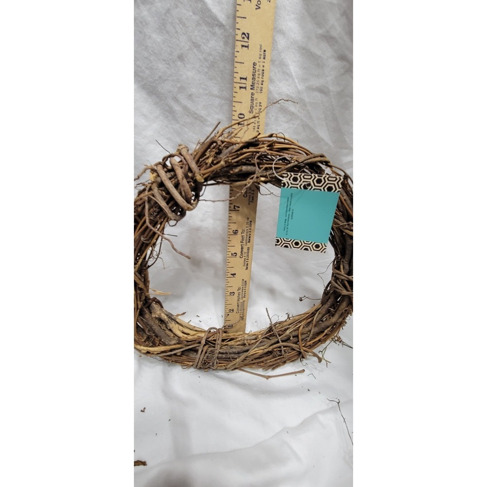 Natural Wreath Base Set of 8 Varies Sizes Spring Summer Fall Or Holiday New - Picture 9 of 13